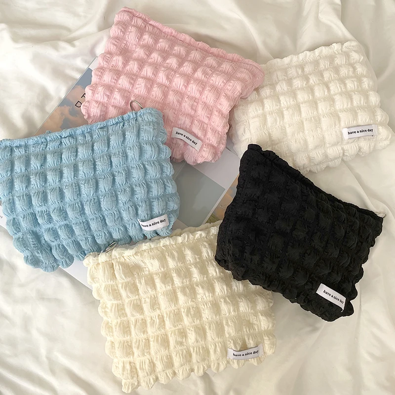 Creative Storage Bag Bubble Cloud Makeup Bags Zipper Make Up Pouch Washing Toiletry Cluch Pack Cases Lipstick Organizer Travel
Creative Storage Bag Bubble Cloud Makeup Bags Zipper Make Up Pouch Washing Toiletry Cluch Pack Cases Lipstick Organizer Travel