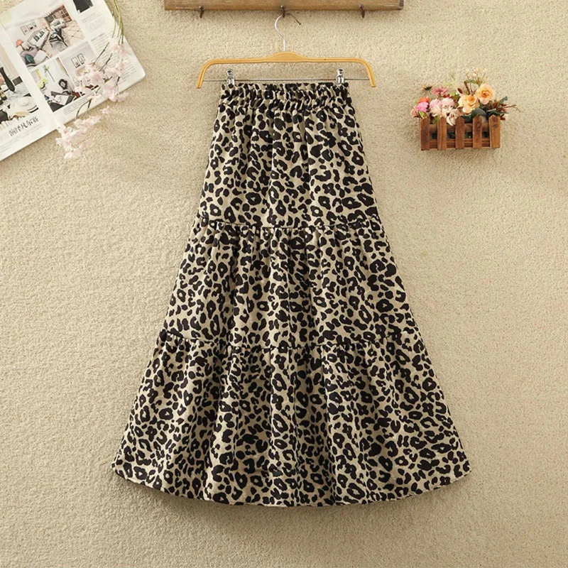 OHRYIYIE Leopard Printed Long Corduroy A-Line Skirt Women 2023 Autumn Winter High Waist Velvet Skirt Female All Match Fall Skirt
OHRYIYIE Leopard Printed Long Corduroy A-Line Skirt Women 2023 Autumn Winter High Waist Velvet Skirt Female All Match Fall Skirt
