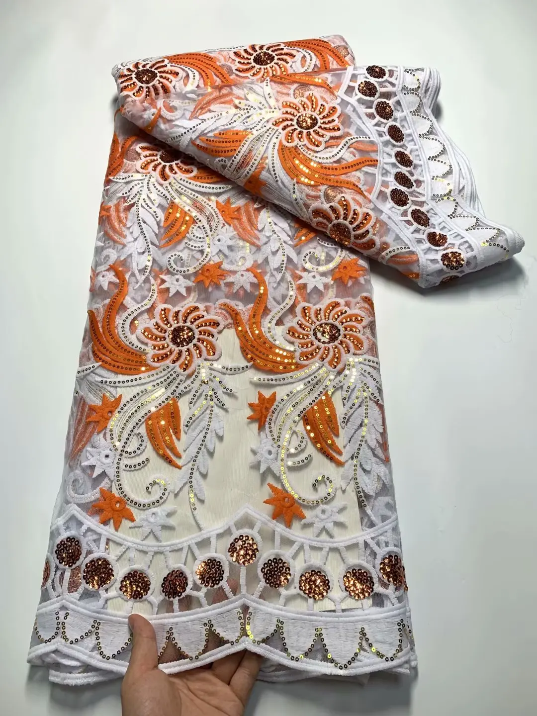 Luxury Nigerian French Mesh Milk Silk Lace Fabric 2023 Latest African Tulle Sequins Lace Fabric For Women Bridal Wedding Dresses
Luxury Nigerian French Mesh Milk Silk Lace Fabric 2023 Latest African Tulle Sequins Lace Fabric For Women Bridal Wedding Dresses