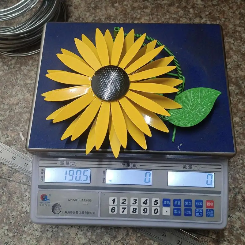 Outdoor Windmill Sunflower Windmill Garden Decor Decorative Tool With Realistic Details For Balconies Lawns Doorways Courtyards
Outdoor Windmill Sunflower Windmill Garden Decor Decorative Tool With Realistic Details For Balconies Lawns Doorways Courtyards