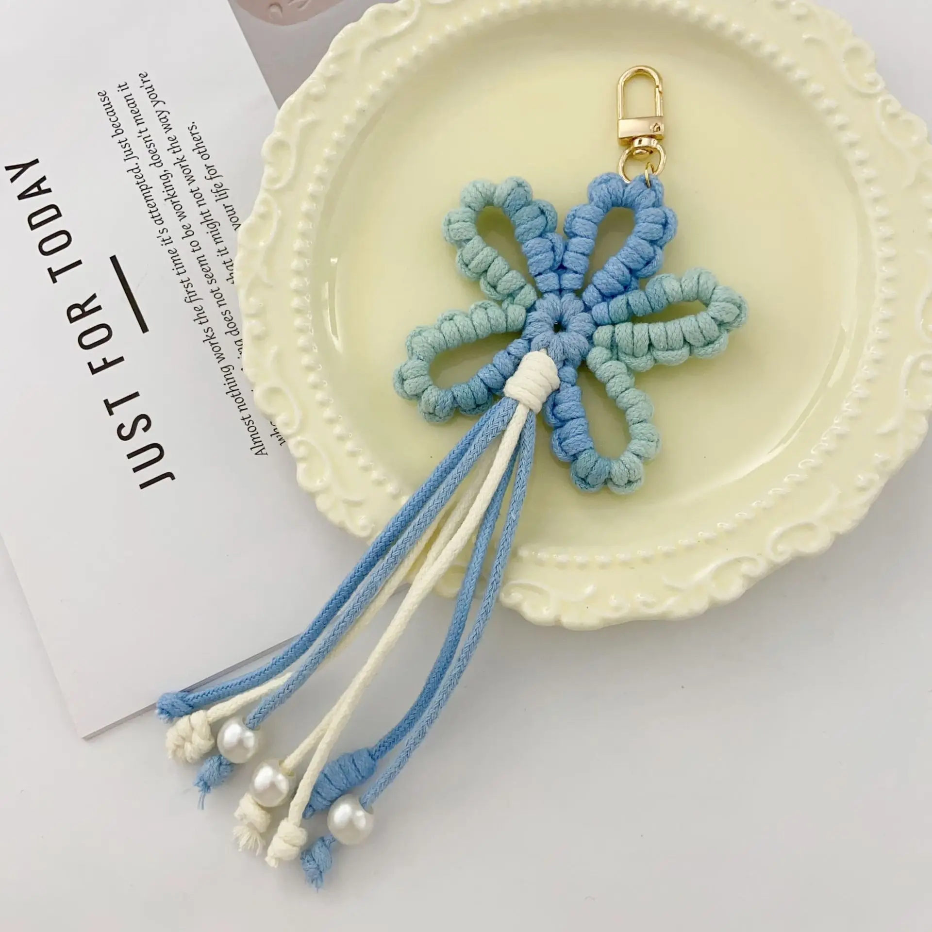 Boho Braided Flower Keychain - Macrame Tassel Car Charm 12 S039e7b6f71a348198da56fc59a3c63f1N