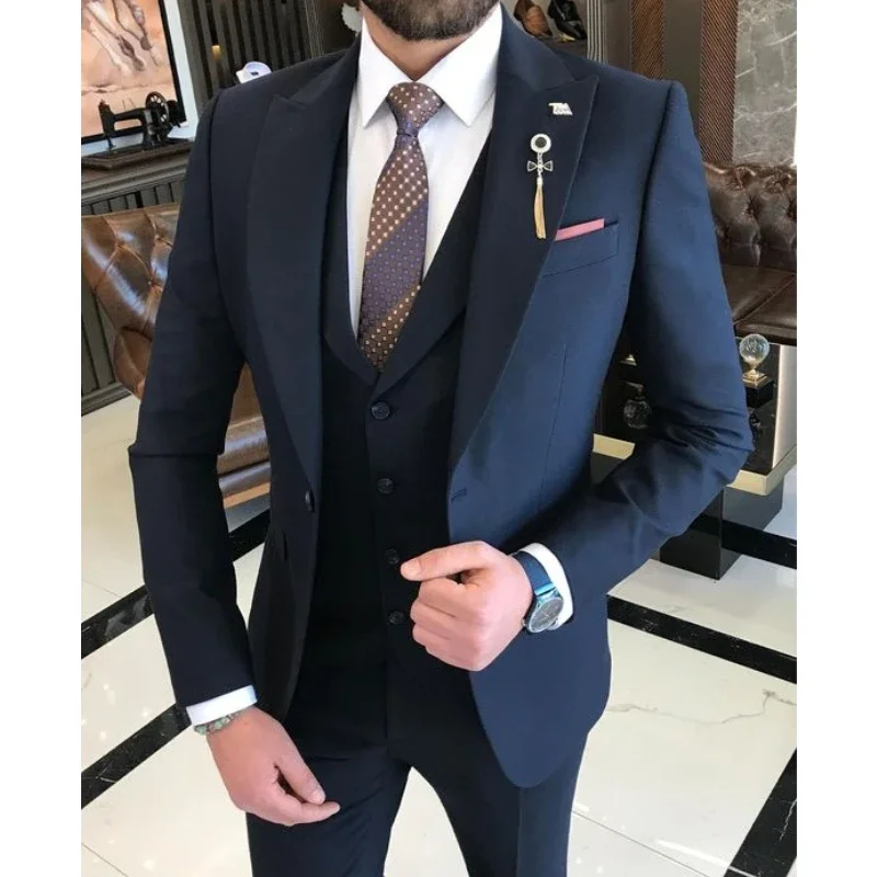 

Navy Slim Fit Italian Cut Mens Suits Tailor Made 3 Pieces (Jacket+Vest+Pant) Formal Business Office Wear Wedding Tuxedos Blazer