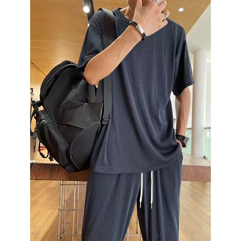 Men's Elastic silky Casual 2-Piece Set Loose Straight Pleated Sports Pants Summer Thin Section Handsome Drape Suit Mens Clothing
Men's Elastic silky Casual 2-Piece Set Loose Straight Pleated Sports Pants Summer Thin Section Handsome Drape Suit Mens Clothing