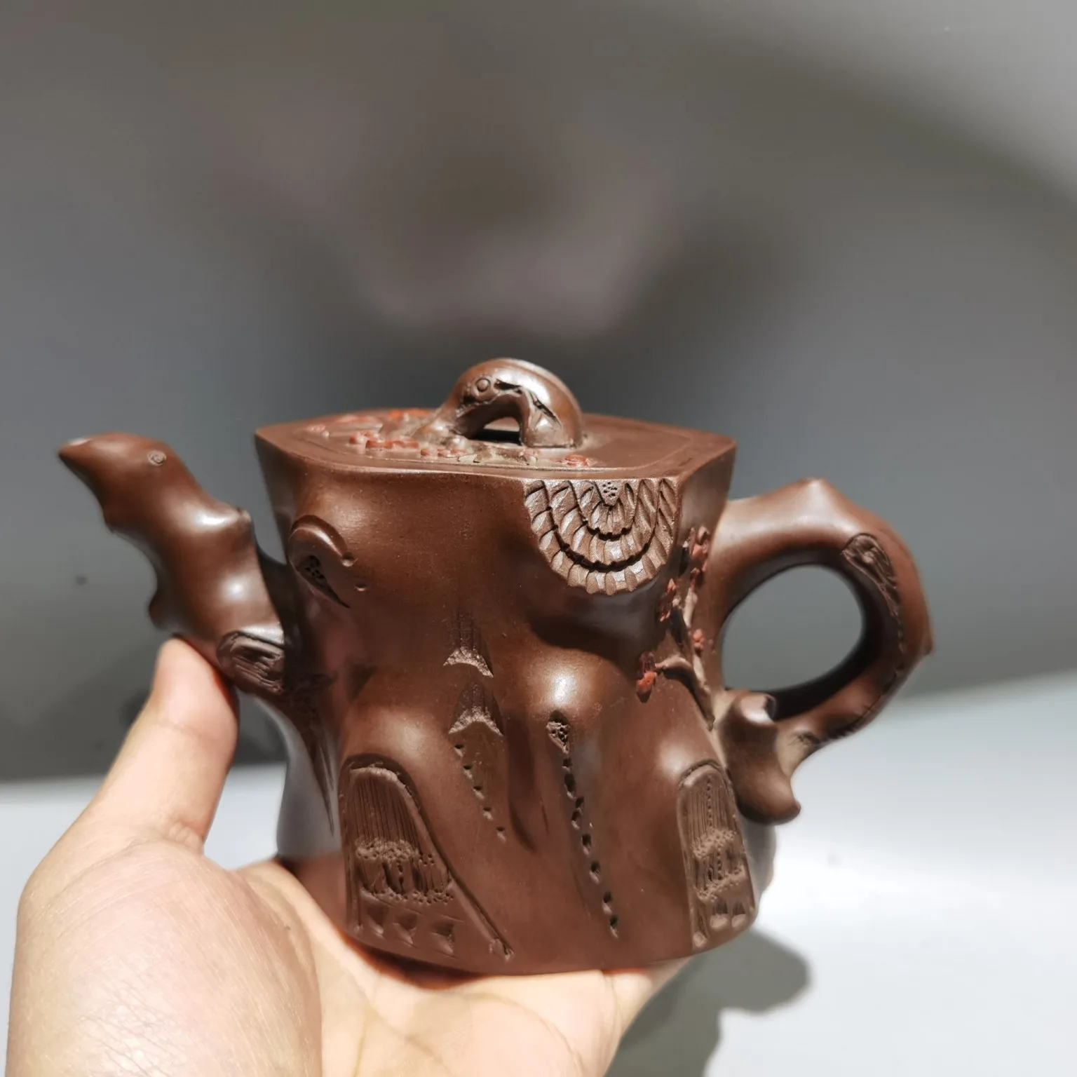 

7"Chinese Yixing Purple Clay Pot Plum blossom texture Pot Root shape Teapot Pot Tea Maker Office Amass wealth Ornaments