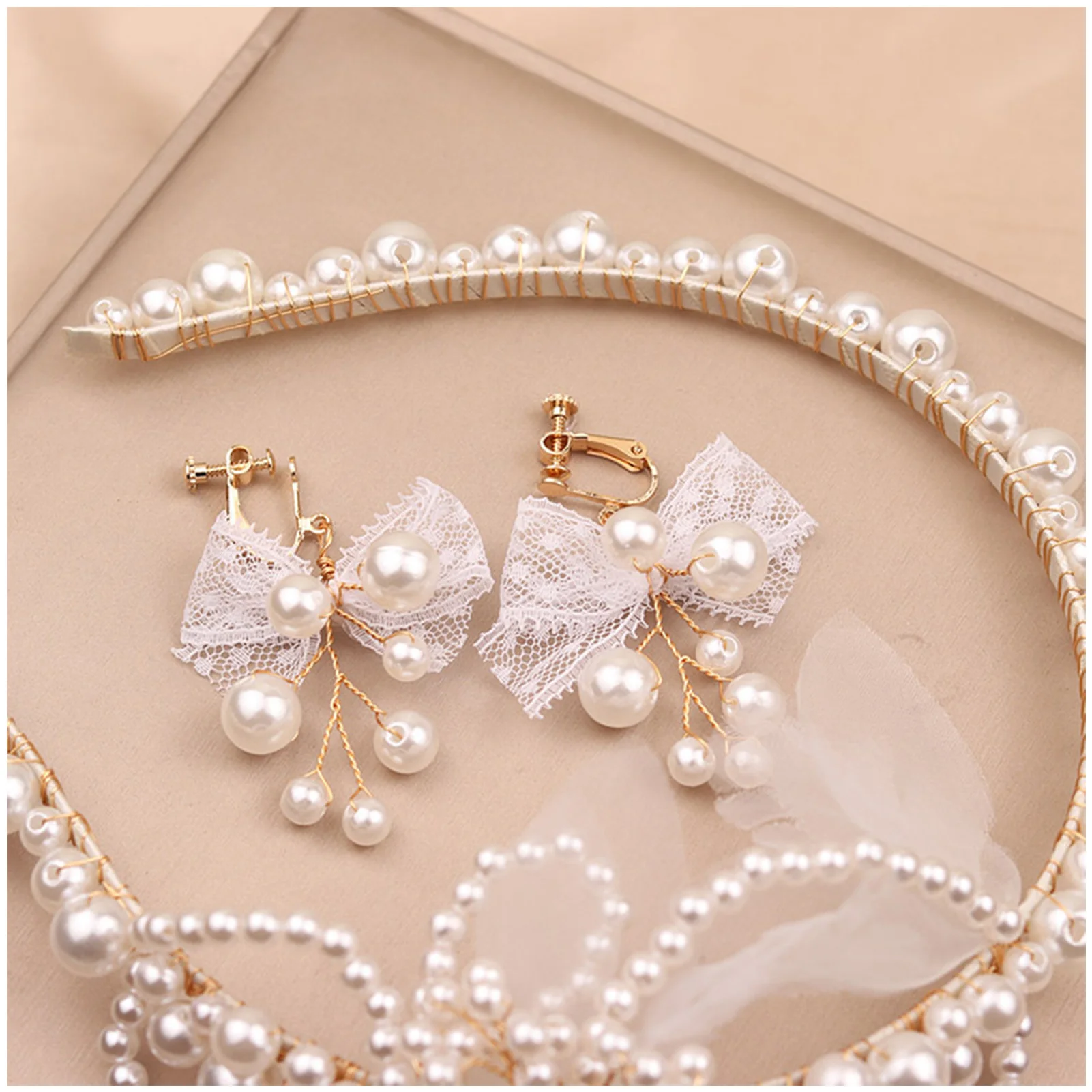 

Bridal Headdress Earrings Set Luxurious Pearls Clip-on Dangling Earrings Hairband for Valentine's Day Christmas Gift