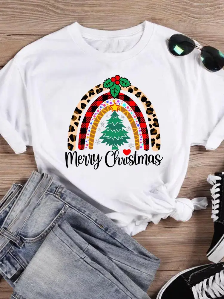 Модная женская одежда, новогодние футболки, с надписью Happy Christmas, с надписью Happy Time, прекрасные сезоны, Женская Праздничная рубашка, футболка с принтом, футболка с графическим рисунком
Модная женская одежда, новогодние футболки, с надписью Happy Christmas, с надписью Happy Time, прекрасные сезоны, Женская Праздничная рубашка, футболка с принтом, футболка с графическим рисунком