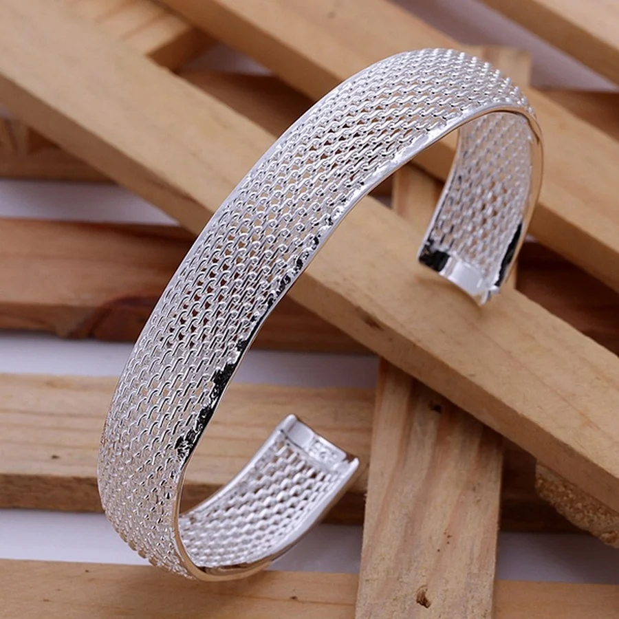925 Sterling Silver jewelry For women lady girl bangle retro exquisite wedding round open bracelet fashion nice gifts
925 Sterling Silver jewelry For women lady girl bangle retro exquisite wedding round open bracelet fashion nice gifts