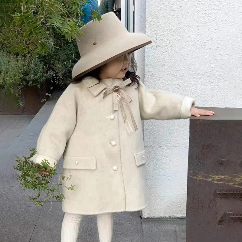 Girls' Woolen Coat Autumn and Winter Fashion Foreign Style Thickened Fabric Mid Length Coat
Girls' Woolen Coat Autumn and Winter Fashion Foreign Style Thickened Fabric Mid Length Coat