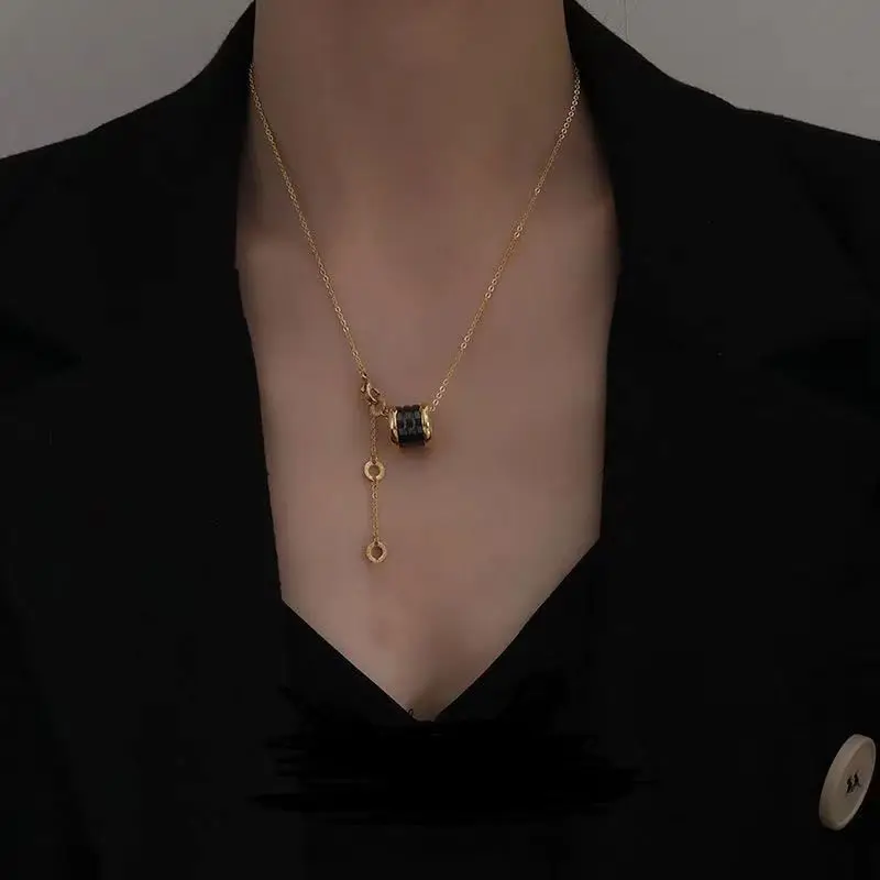 Classic Hot-Selling Spring Roman Numerals Necklace Stainless Steel Men And Women Necklace Party Gift Jewelry Wholesale
Classic Hot-Selling Spring Roman Numerals Necklace Stainless Steel Men And Women Necklace Party Gift Jewelry Wholesale