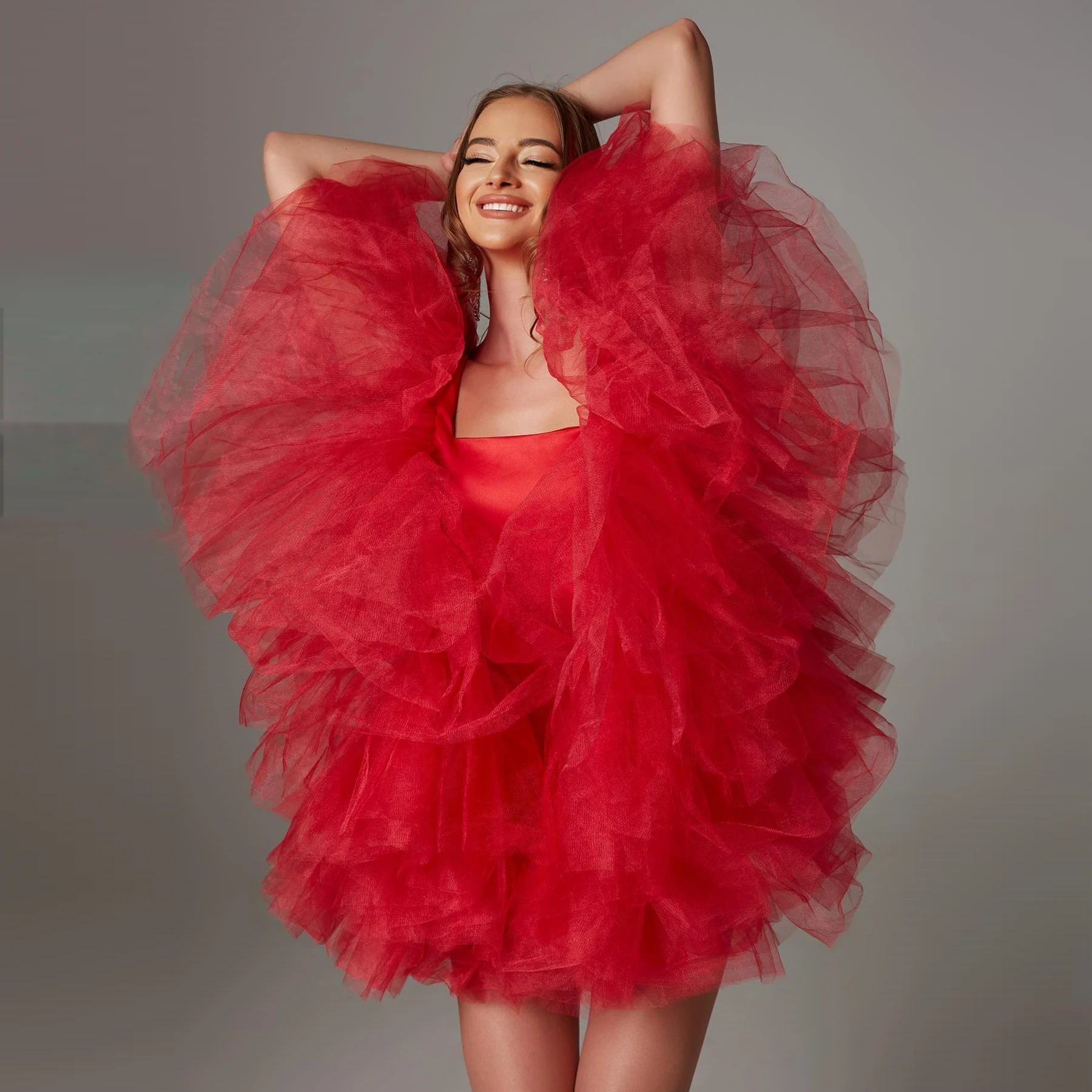 Пышные Красные тюлевые короткие юбки для выпускного вечера, Экстра пышные гофрированные сетчатые Мини-Платья Длиной, женское коктейльное платье для торжественных случаев на заказ
Пышные Красные тюлевые короткие юбки для выпускного вечера, Экстра пышные гофрированные сетчатые Мини-Платья Длиной, женское коктейльное платье для торжественных случаев на заказ