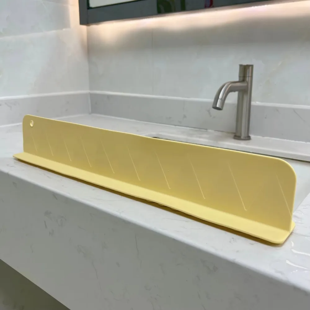1PC Silicone Sink Baffle Splash Guard with Suction Cup Kitchen Sink Oil-Proof Water Baffle Plate Sucker Waterproof Screen 1PC Silicone Sink Baffle Splash Guard with Suction Cup Kitchen Sink Oil-Proof Water Baffle Plate Sucker Waterproof Screen