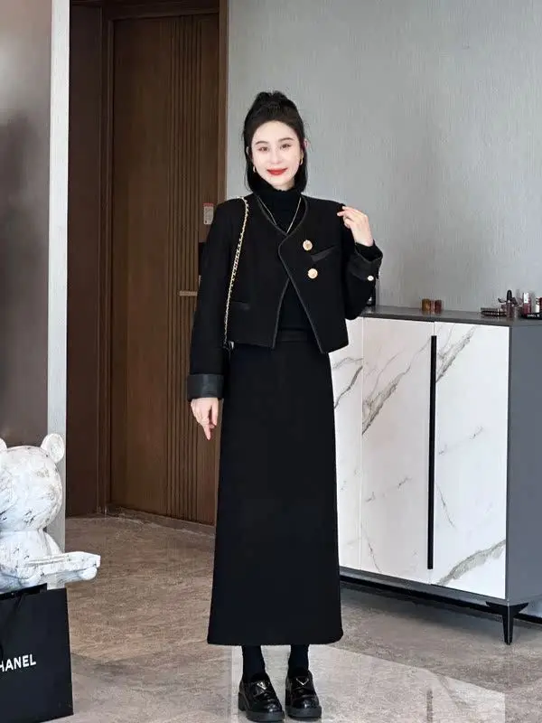 Новый дизайн чувственный нишевый Женский костюм куртка юбка комплект осень-зима Модное Элегантное тонкое очаровательное пальто юбка комплект из двух предметов
Новый дизайн чувственный нишевый Женский костюм куртка юбка комплект осень-зима Модное Элегантное тонкое очаровательное пальто юбка комплект из двух предметов