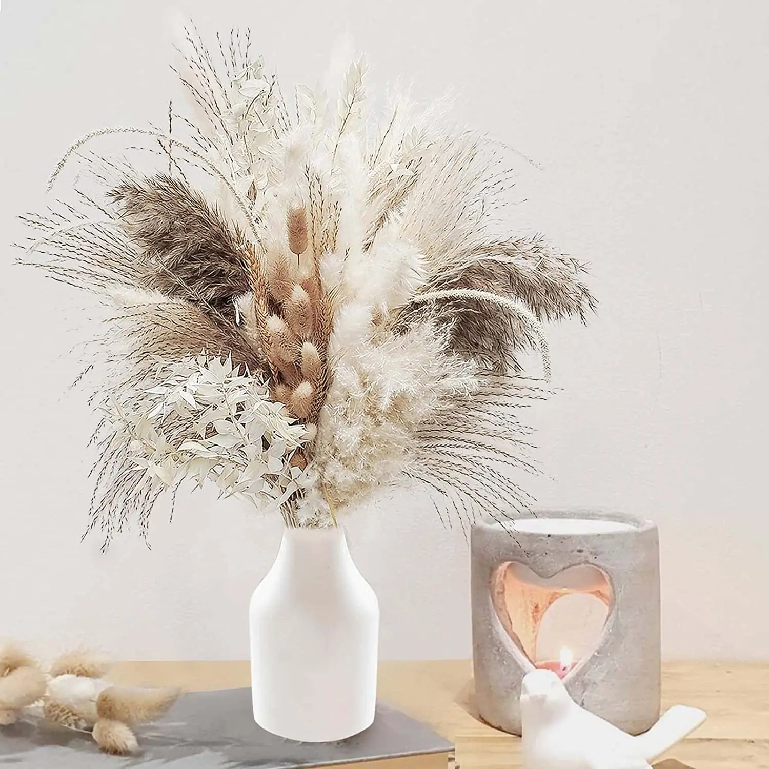 Natural Fluffy Pampas Grass Reed Dried Flower Bouquet Boho Style Home Office Coffee Table Wedding Flower Arrangement Layout
Natural Fluffy Pampas Grass Reed Dried Flower Bouquet Boho Style Home Office Coffee Table Wedding Flower Arrangement Layout