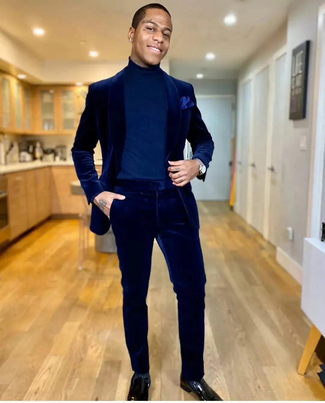 2023 темно-синие бархатные мужские костюмы, Блейзер, Свадебный костюм, облегающий костюм для выпускного вечера, смокинг для жениха из 2 предметов, лучшие мужские аналогичные костюмы (пиджак + брюки)
2023 темно-синие бархатные мужские костюмы, Блейзер, Свадебный костюм, облегающий костюм для выпускного вечера, смокинг для жениха из 2 предметов, лучшие мужские аналогичные костюмы (пиджак + брюки)