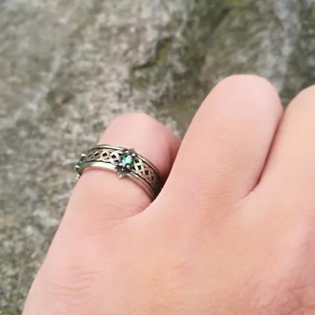 Bague à Nministériels d Celtique Vintage en Pierres Précieuses Vertes, Anneau Ouvert et Réglable, Bijoux Porte-Bonheur pour Homme et Femme 2