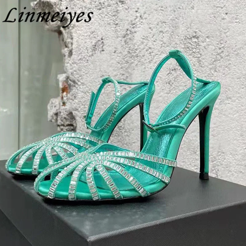 Summer High Heels Sandals Women Rhinestone Ankle Buckle Strap Party Prom Shoes Women Luxury Crystal Stiletto Sandals Woman 
Summer High Heels Sandals Women Rhinestone Ankle Buckle Strap Party Prom Shoes Women Luxury Crystal Stiletto Sandals Woman