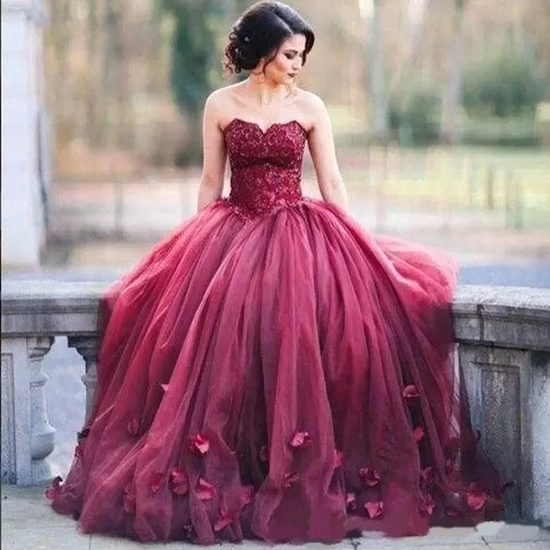 Burgundy Ball Gown Quinceanera Dresses For 15 Year Old Girls Sweetheart 3D Appliques Flowers Birthday Party Gown Robe De Bal
Burgundy Ball Gown Quinceanera Dresses For 15 Year Old Girls Sweetheart 3D Appliques Flowers Birthday Party Gown Robe De Bal