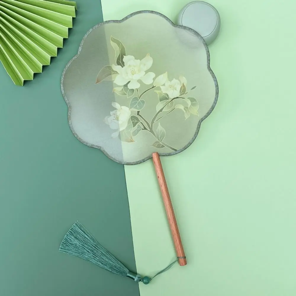 Handheld Chinese Embroidery Fan Dance Fan Tassels Chinese Style Silk Fan with Pendant Floral Pattern Tuan Fan Photography Prop 
Handheld Chinese Embroidery Fan Dance Fan Tassels Chinese Style Silk Fan with Pendant Floral Pattern Tuan Fan Photography Prop