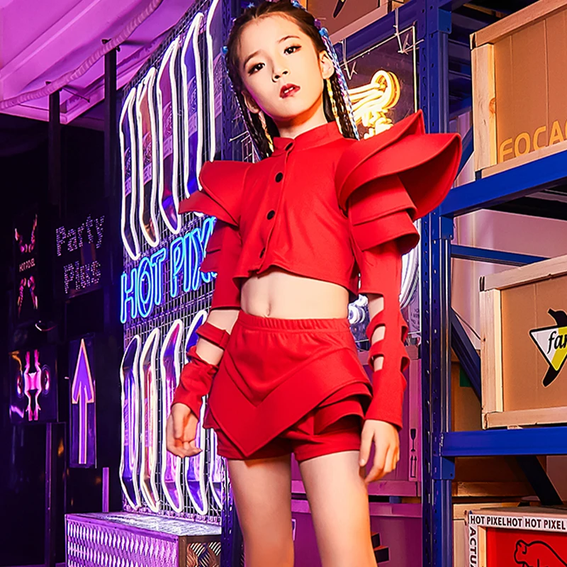 Детский костюм для джазовых танцев в стиле хип-хоп красного и белого цветов
Детский костюм для джазовых танцев в стиле хип-хоп красного и белого цветов