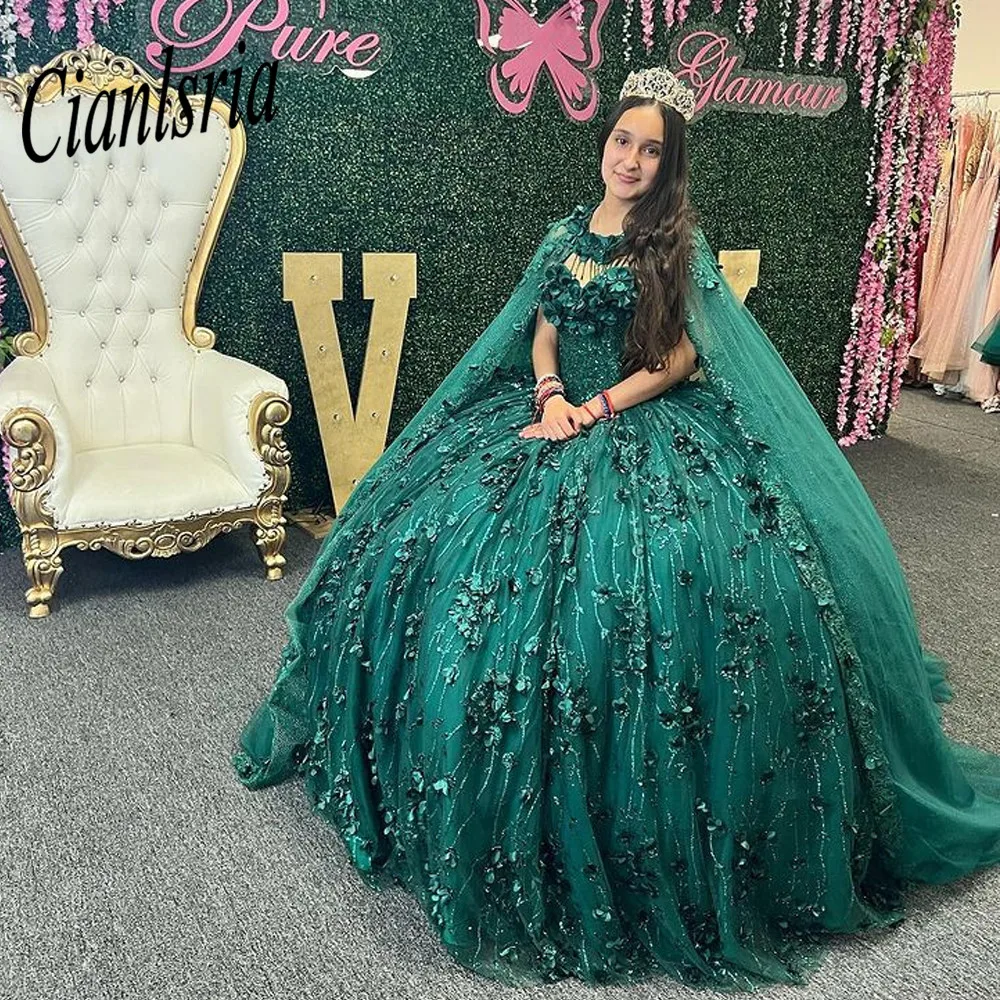 Emerald Green Quinceanera Dresses Ball Gown Off The Shoulder With Capes Sweet 16 Girls Princess vestidos de quinceañera 15 ñera 
Emerald Green Quinceanera Dresses Ball Gown Off The Shoulder With Capes Sweet 16 Girls Princess vestidos de quinceañera 15 ñera
