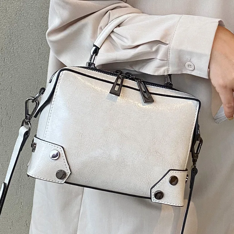 

Women's Bag 2024 New Oil Wax Splicing Genuine Leather Fan Versatile Cowhide Single Shoulder Crossbody Bag Bolsas Mujeres