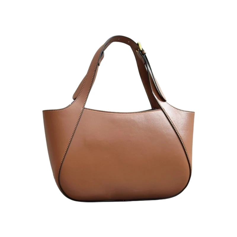 Men's black daily calf leather handbag, casual shoulder bag, commuting crossbody bag, underarm bag
Men's black daily calf leather handbag, casual shoulder bag, commuting crossbody bag, underarm bag