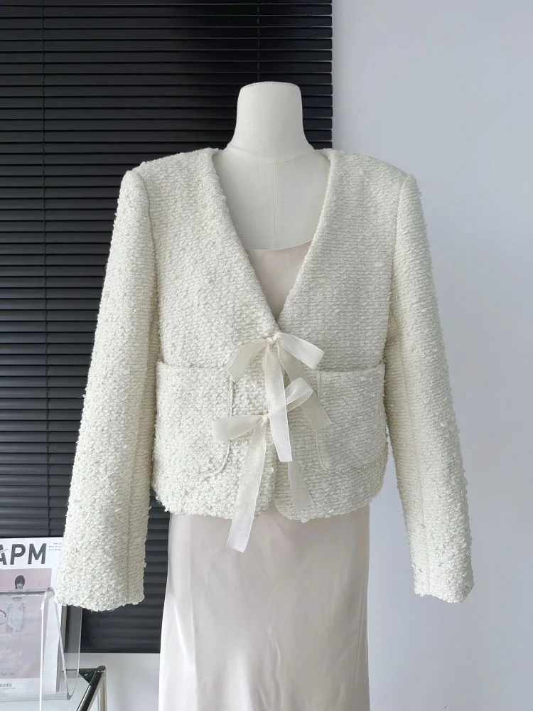 Элегантная повседневная женская короткая куртка свободное Женское пальто стильная женская элегантная милая куртка на шнуровке с длинным рукавом
Элегантная повседневная женская короткая куртка свободное Женское пальто стильная женская элегантная милая куртка на шнуровке с длинным рукавом