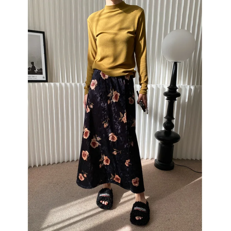 Autumn Winter Vintage Flower Velvet Skirts Women Elastic Waist A-line Elegant Long Skirt
Autumn Winter Vintage Flower Velvet Skirts Women Elastic Waist A-line Elegant Long Skirt