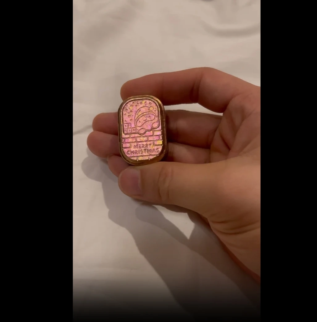 01 Рождественская декомпрессионная мини-игрушка из ледяного кристалла и титана для повседневного использования
01 Рождественская декомпрессионная мини-игрушка из ледяного кристалла и титана для повседневного использования