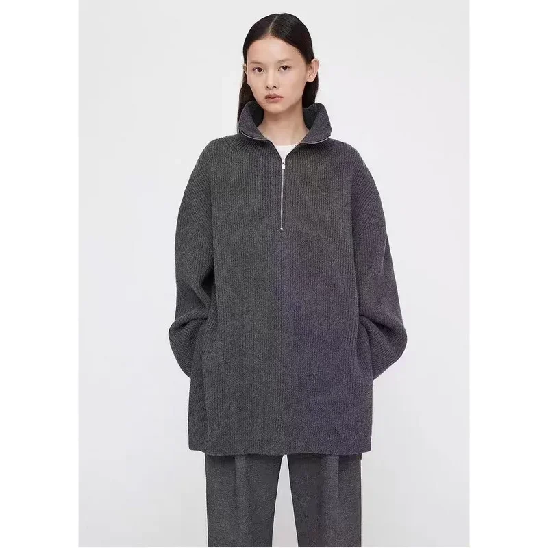 Women Autumn Winter Classic Versatile Three-color Turtleneck Half-zip Side Slit Long-sleeved Wool Pullover
Women Autumn Winter Classic Versatile Three-color Turtleneck Half-zip Side Slit Long-sleeved Wool Pullover
