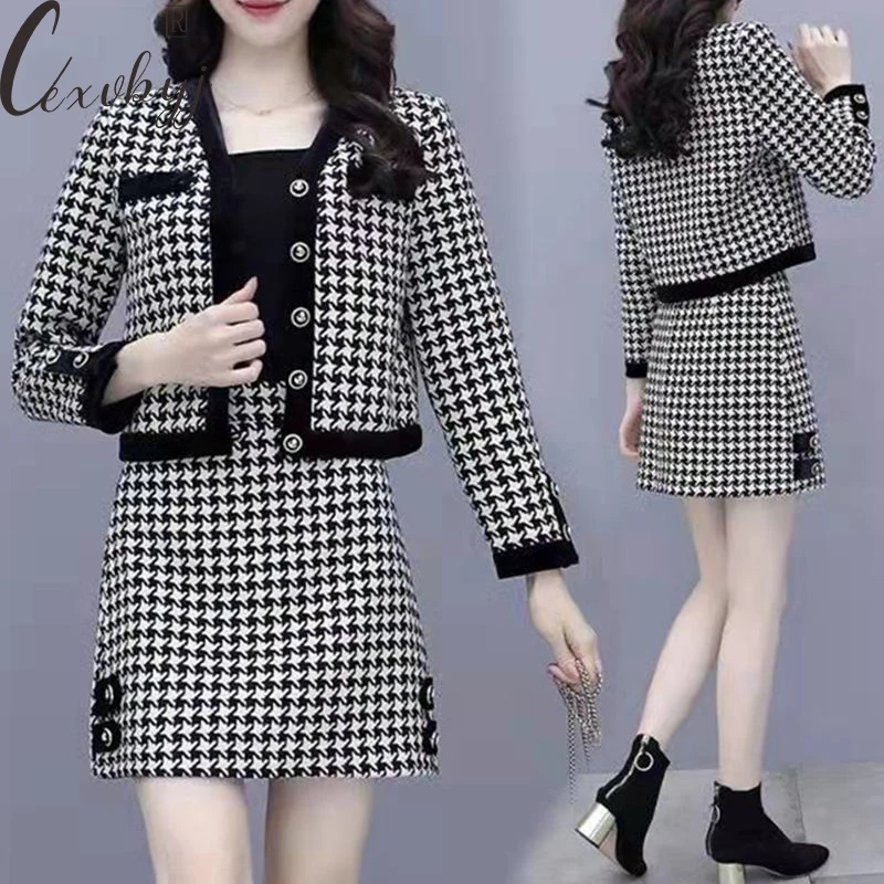 Women 'S Houndstooth Vintage Jacket Outfits 2023 Autumn Winter Single Breasted Cropped Coat+Mini Skirt Two Peice Suit Plus Size
Women 'S Houndstooth Vintage Jacket Outfits 2023 Autumn Winter Single Breasted Cropped Coat+Mini Skirt Two Peice Suit Plus Size