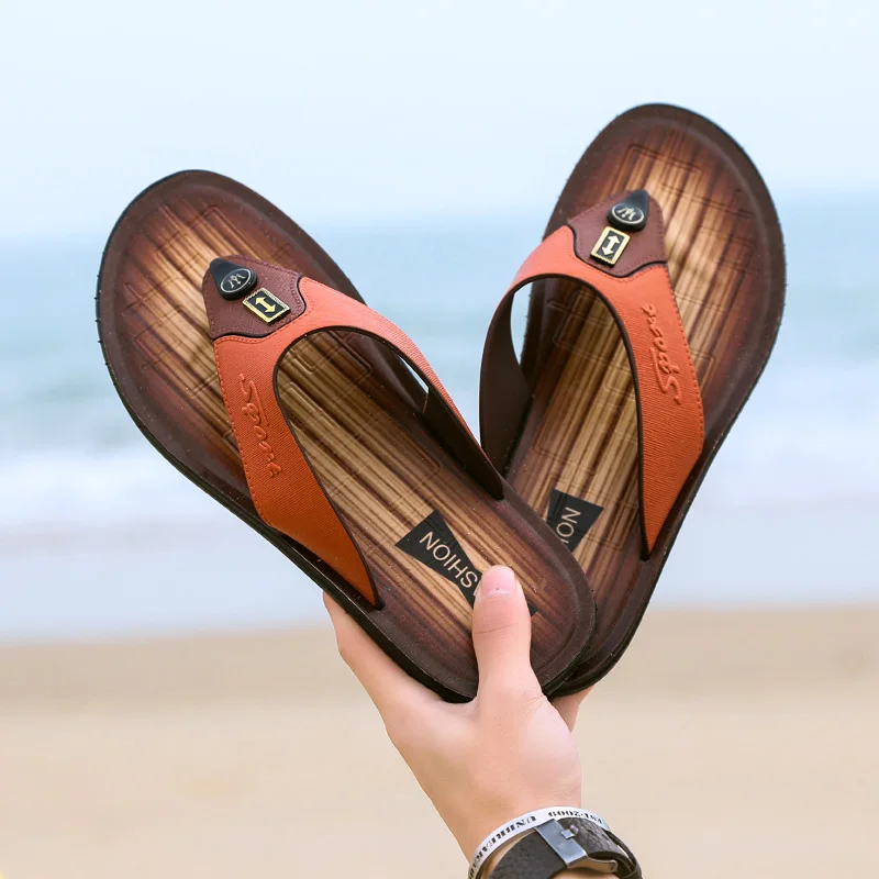 Shoes For Men Wood Grain Flip-Flops Good Quality Sandals Comfortable Casual Shoes Summer Indoor Outdoor Beach Party Men Slipper
Shoes For Men Wood Grain Flip-Flops Good Quality Sandals Comfortable Casual Shoes Summer Indoor Outdoor Beach Party Men Slipper
