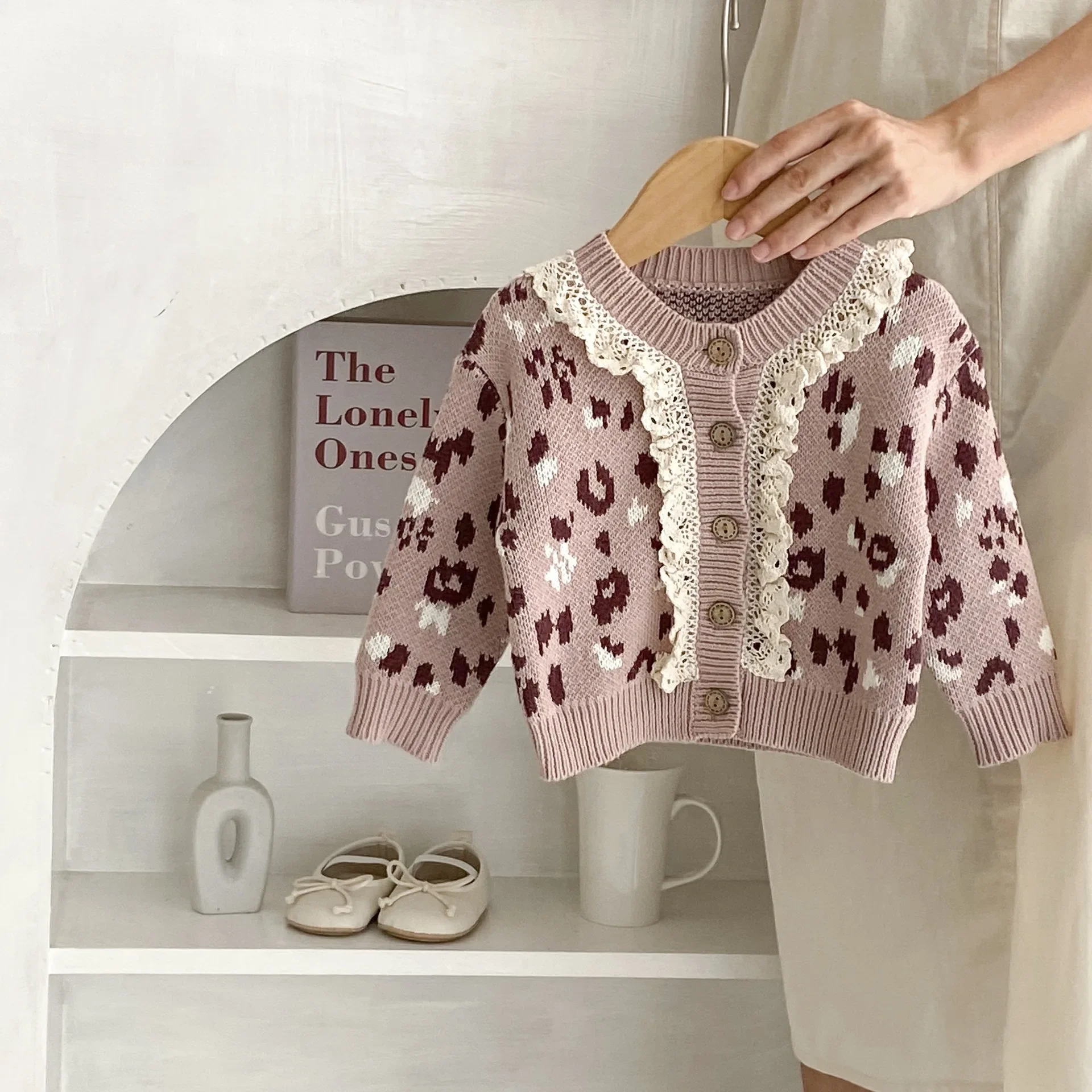 

Coat Autumn Season Girl Baby Children Clothing Jacquard Lace Flower Edge Knitting Cardigan Button Stripe Round Collar