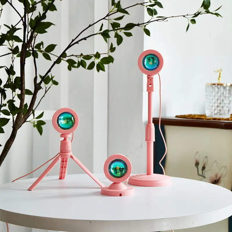 LTOON USB Sunset Light Mini Table Light Photography Atmosphere Light Sunset Light Net Red Light Holiday Gift 
LTOON USB Sunset Light Mini Table Light Photography Atmosphere Light Sunset Light Net Red Light Holiday Gift