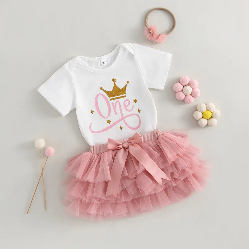 Newborn Baby Girls Skirt Sets Summer Clothes 2023 White Short Sleeve Letter Crown Bodysuit Pink Tulle Skirt Headband Baby Items
Newborn Baby Girls Skirt Sets Summer Clothes 2023 White Short Sleeve Letter Crown Bodysuit Pink Tulle Skirt Headband Baby Items