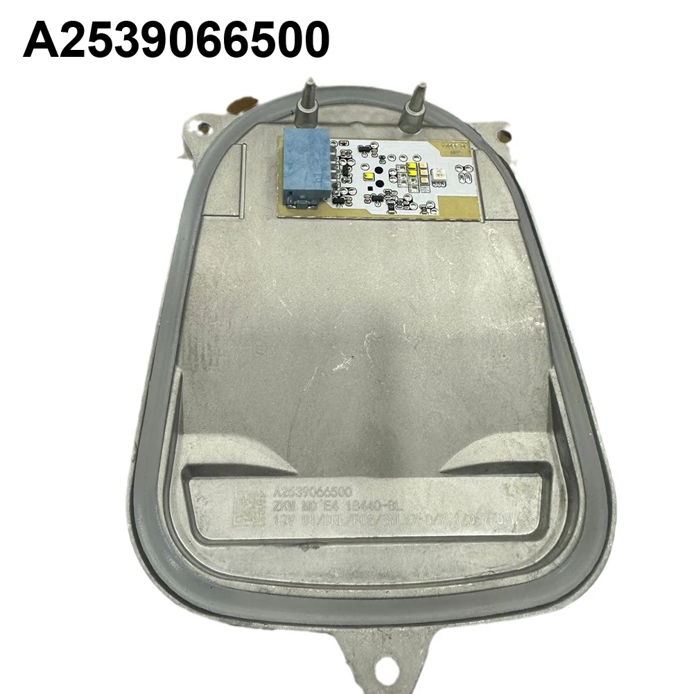 A2539066500 A2539066600 DRL Front Lamp Headlight Module For W253 GLC 2015-2017 High Quality Headlight Module Durable Hot Sale
A2539066500 A2539066600 DRL Front Lamp Headlight Module For W253 GLC 2015-2017 High Quality Headlight Module Durable Hot Sale