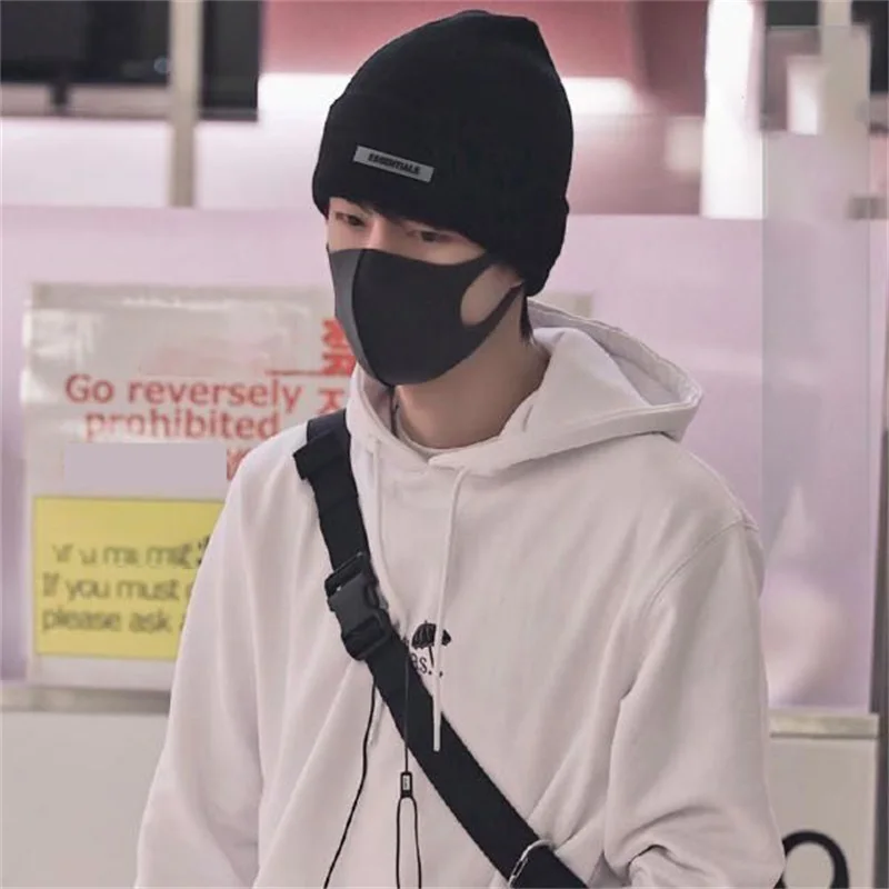 Essentials 2023 Autumn Winter And Spring Fashion Solid Keep Warm Women And Man Cotton Knitted Hat Caps
Essentials 2023 Autumn Winter And Spring Fashion Solid Keep Warm Women And Man Cotton Knitted Hat Caps