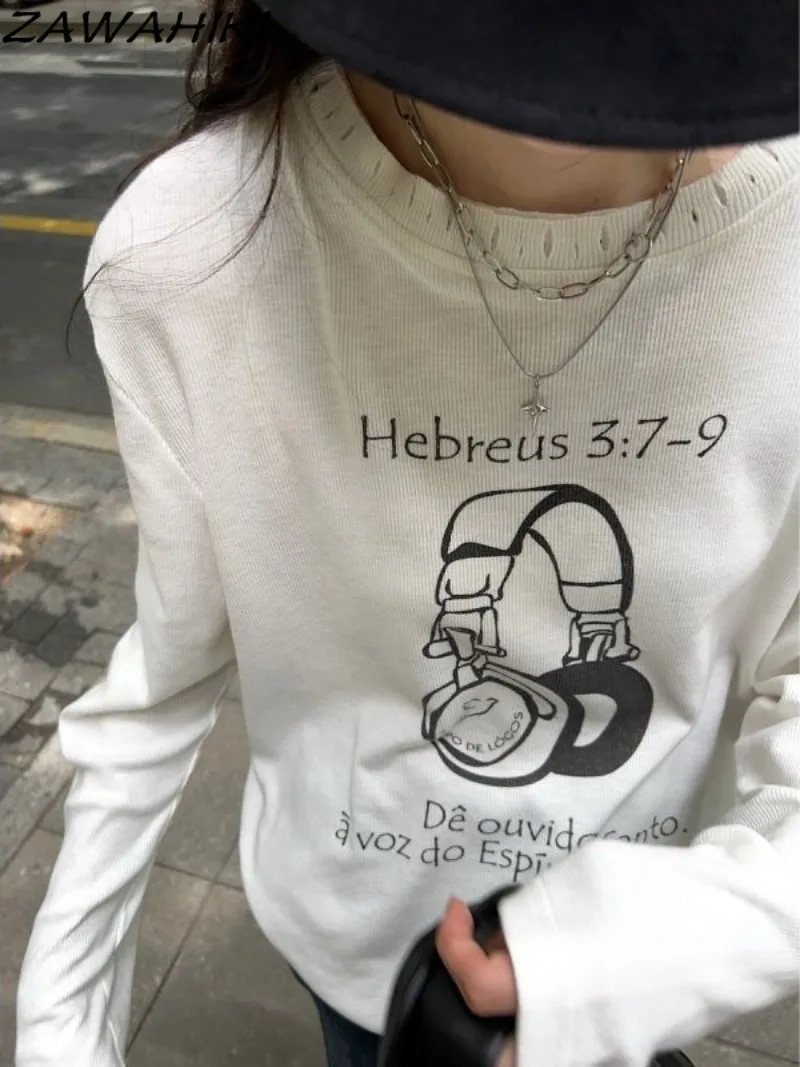 Fashion Korean Loose Letter Cartoon Print Designed Hole Long Sleeve T Shirt Women Casual Versatile Y2K Chic Harajuku Ropa Mujer
Fashion Korean Loose Letter Cartoon Print Designed Hole Long Sleeve T Shirt Women Casual Versatile Y2K Chic Harajuku Ropa Mujer