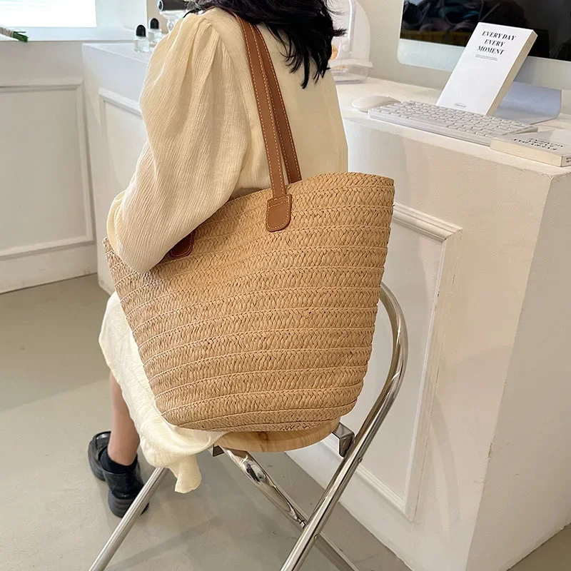 Knitted Straw Luxury Shoulder Bag - Large Woven Beach Shopper Basket 23 S04fc758f939a465a97c091dd3ea0d3b6z