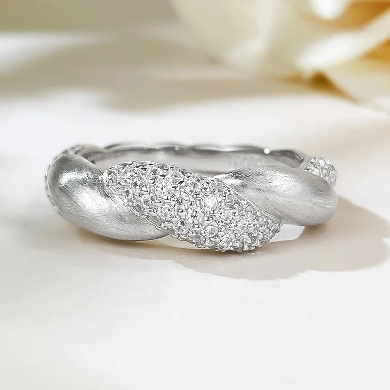 

New Jewelry S925 Silver Inlaid Diamond Flower Brushed Ring Niche Design Palace Style Tiktok Live Source Small and Versatile