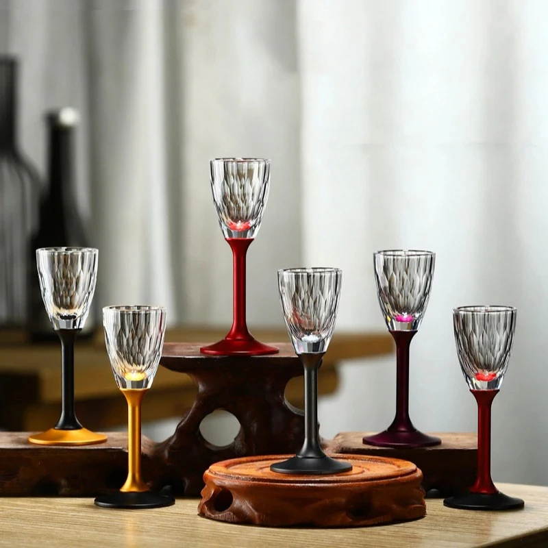 Lead-free Crystal Glass Goblet Shot Cup Professional Stemware Diamond Cut Small Wineglass Mini Vodka Soju Glass Spirits Brandy
Lead-free Crystal Glass Goblet Shot Cup Professional Stemware Diamond Cut Small Wineglass Mini Vodka Soju Glass Spirits Brandy