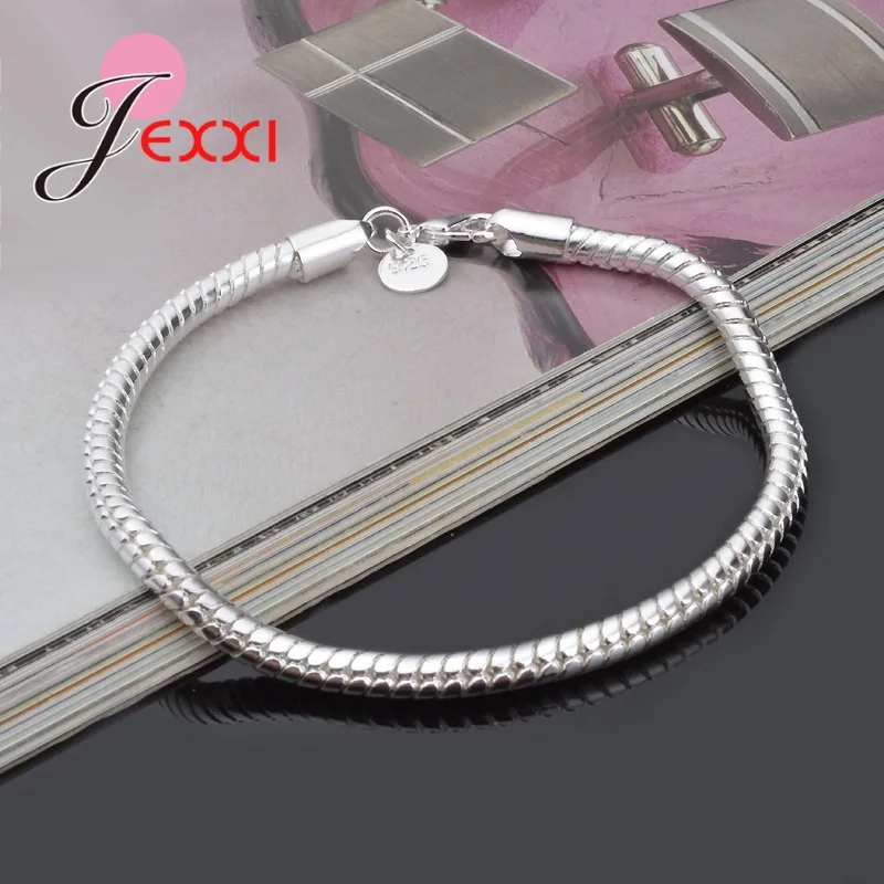 Hot Sale 925 Sterling Silver 2023 New Arrival Classical Fashion Birthday Present Chain Bracelet Jewelry For Women Girls
Hot Sale 925 Sterling Silver 2023 New Arrival Classical Fashion Birthday Present Chain Bracelet Jewelry For Women Girls