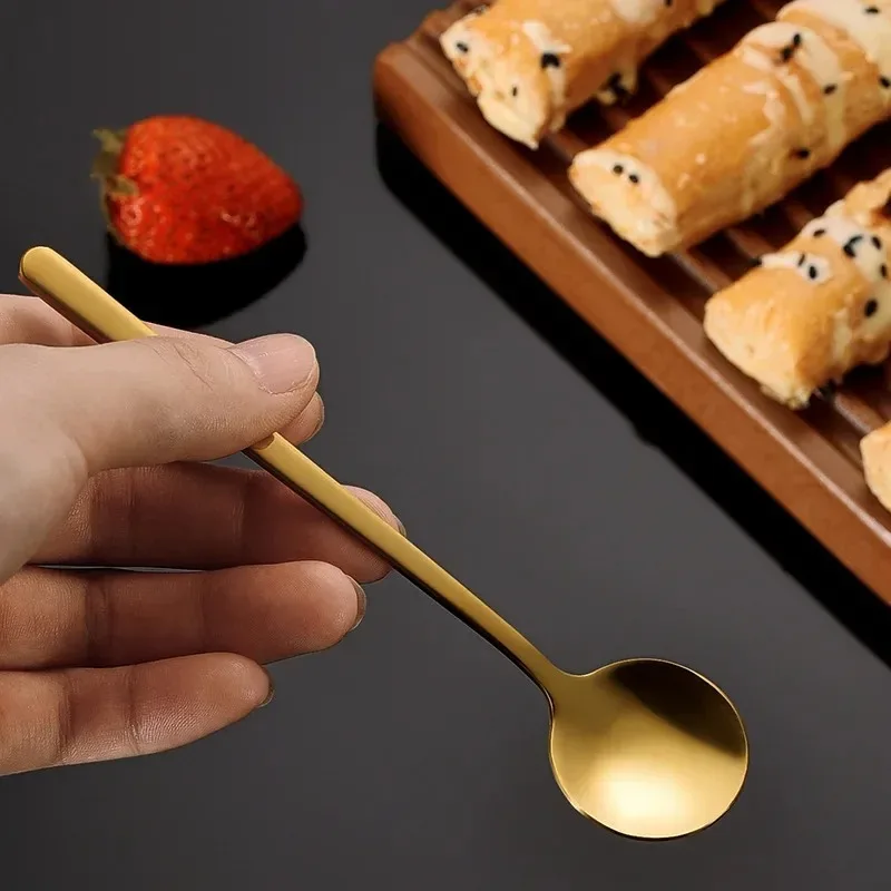 Stainless steel gold coffee Small round Korean mixing Honey bird's nest mug spoon
Stainless steel gold coffee Small round Korean mixing Honey bird's nest mug spoon