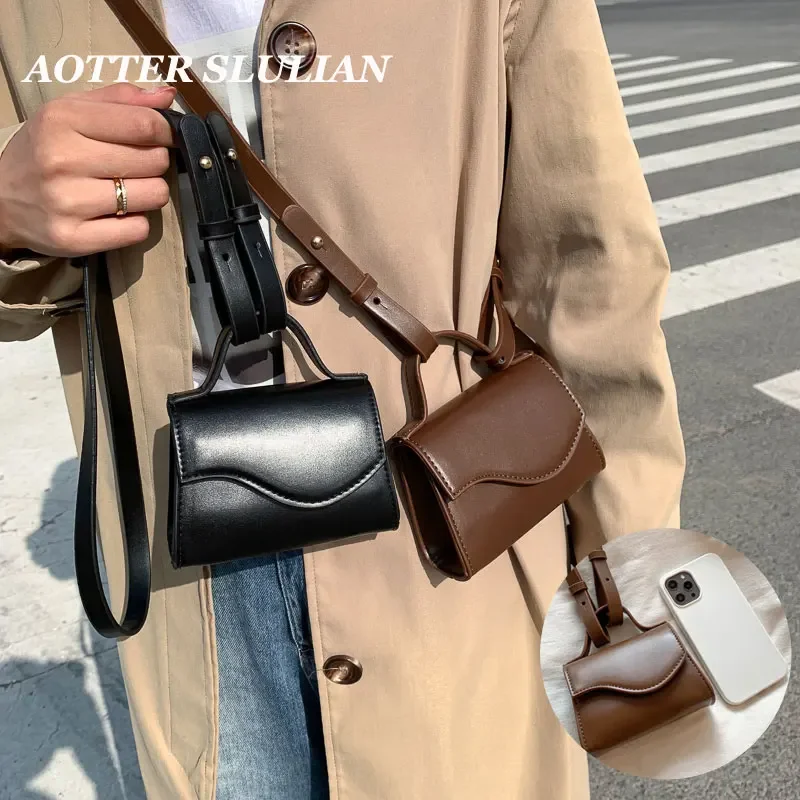 Women Vintage Single Shoulder Bags Winter Female Flap Mini Bolsos Fashion Ladies Crossbody Bags Luxury Leather Designer Handbags
Women Vintage Single Shoulder Bags Winter Female Flap Mini Bolsos Fashion Ladies Crossbody Bags Luxury Leather Designer Handbags