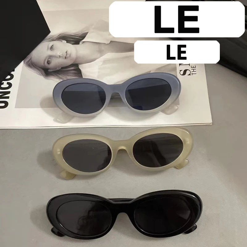 Солнцезащитные очки Le UV400 для мужчин и женщин, роскошные брендовые дизайнерские винтажные, для улицы
Солнцезащитные очки Le UV400 для мужчин и женщин, роскошные брендовые дизайнерские винтажные, для улицы
