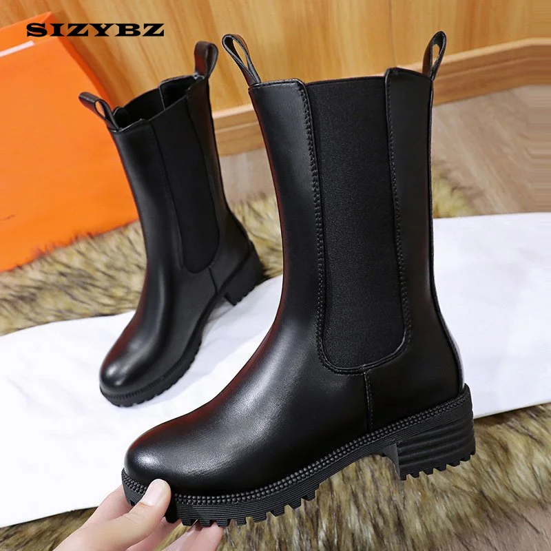

Winter warm Ankle Boots Sexy Buckles Low Heeled Women Boots Black Studded Leather Zapatos Mujer Zipper Ladies Shoes Plus Size 43
