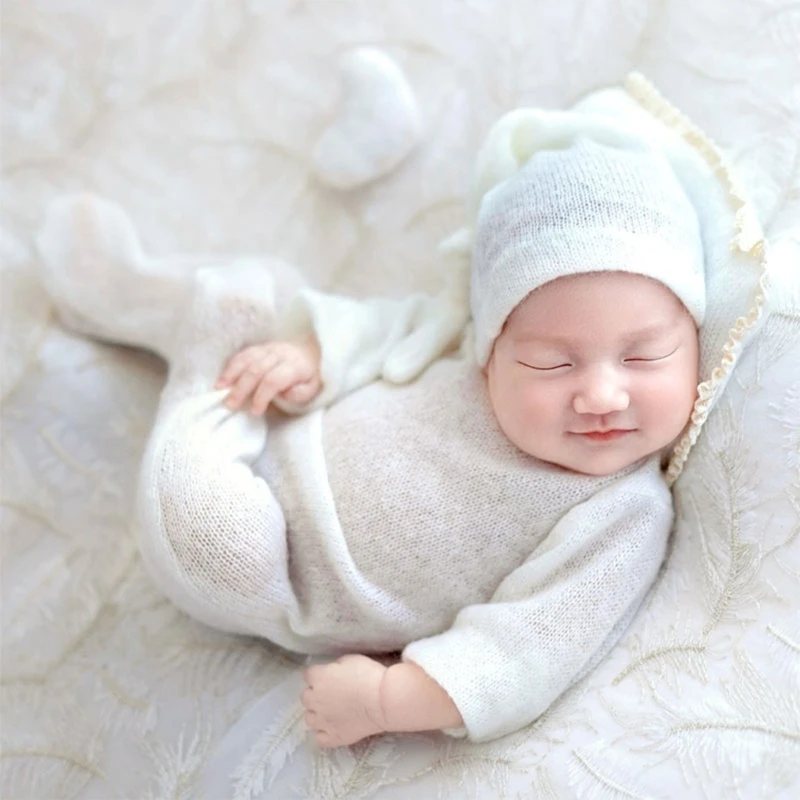 Newborn Photo Props Beanie Hat Baby Footed Romper Jumpsuits Photo-Shooting Clothes Infant Photostudio Posing Pillow 4PCS
Newborn Photo Props Beanie Hat Baby Footed Romper Jumpsuits Photo-Shooting Clothes Infant Photostudio Posing Pillow 4PCS