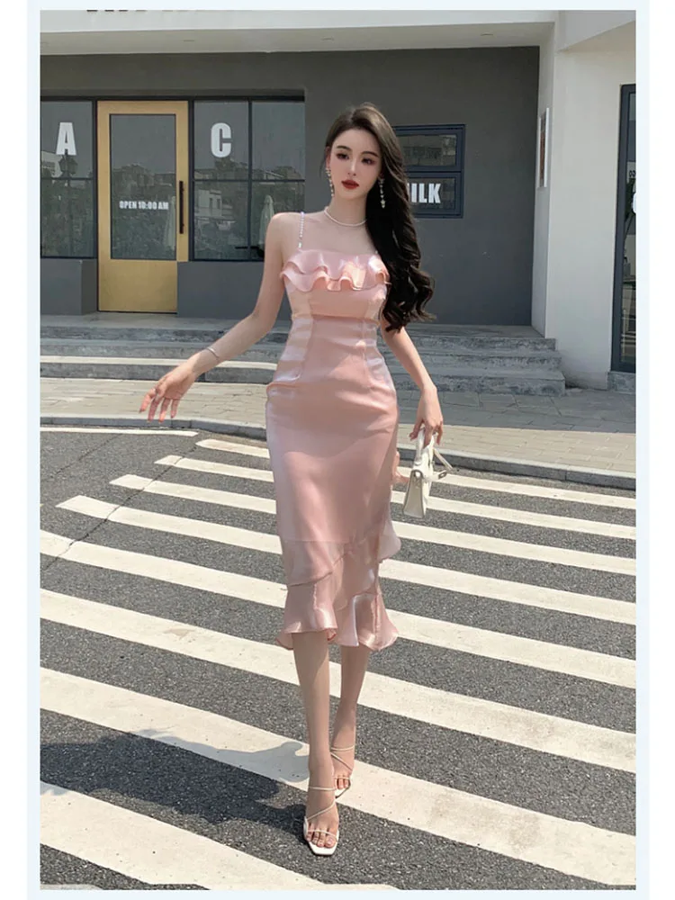 Women Summer Dress Luxury and Wealthy Family High Gold High Cold and Elegant Lady Style Celebrity Suspender Fishtail Dress D3881
Women Summer Dress Luxury and Wealthy Family High Gold High Cold and Elegant Lady Style Celebrity Suspender Fishtail Dress D3881