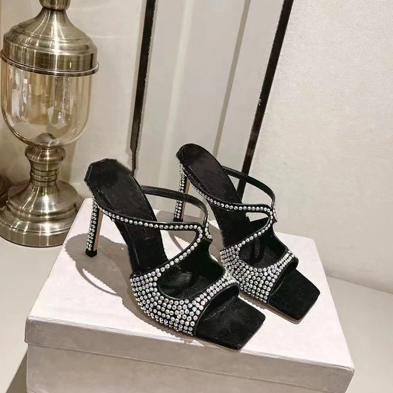 2024 New Women's Square Head Fish Mouth Water Diamond High Heel Shoes Cross Strap Thin High Heel Luxury Design Sandals Slippers
2024 New Women's Square Head Fish Mouth Water Diamond High Heel Shoes Cross Strap Thin High Heel Luxury Design Sandals Slippers