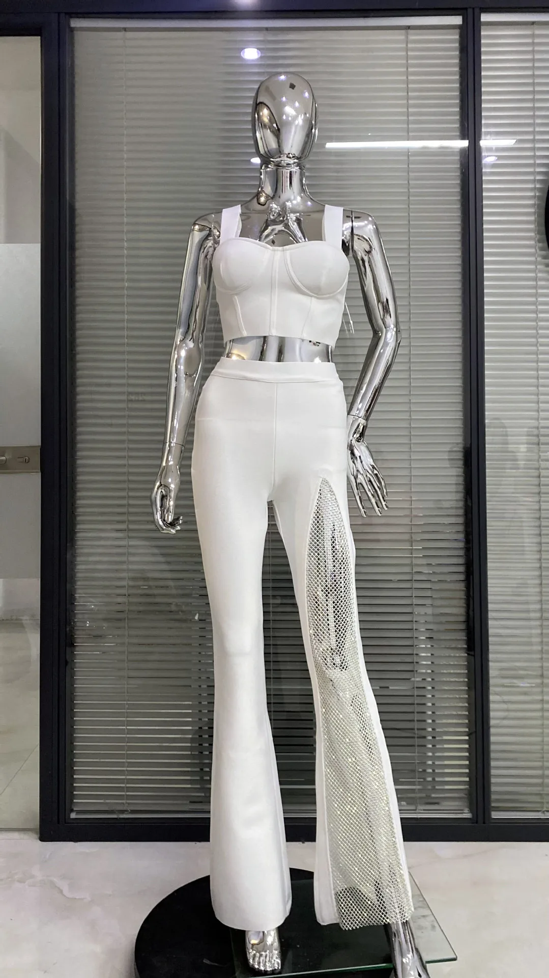 Summer Sexy V Neck Crop Top Long Pant Two Piece Set For Women Night Club Outfit Birthday Evening Cocktail Party Ropa Para Mujer
Summer Sexy V Neck Crop Top Long Pant Two Piece Set For Women Night Club Outfit Birthday Evening Cocktail Party Ropa Para Mujer